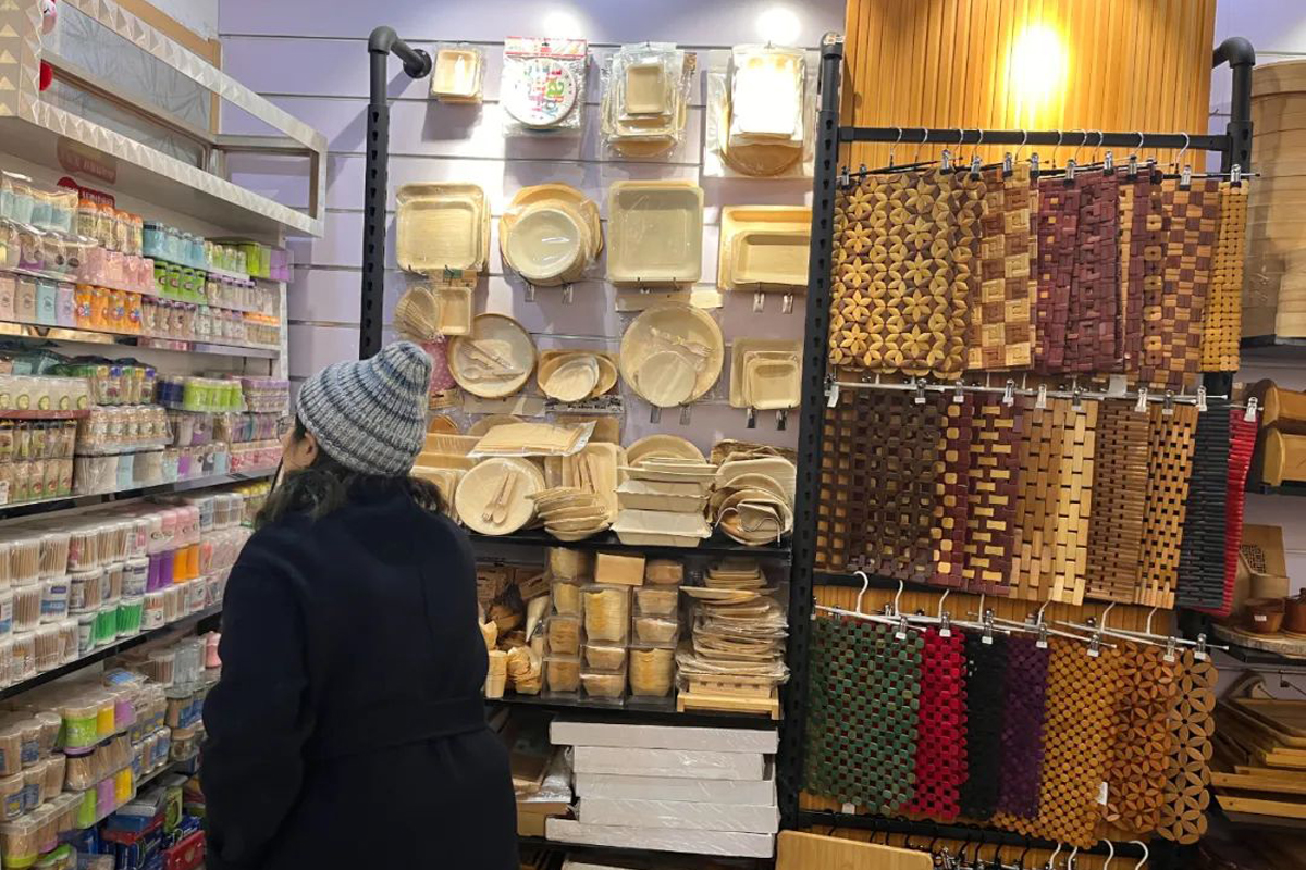 A shop in the Yiwu Market